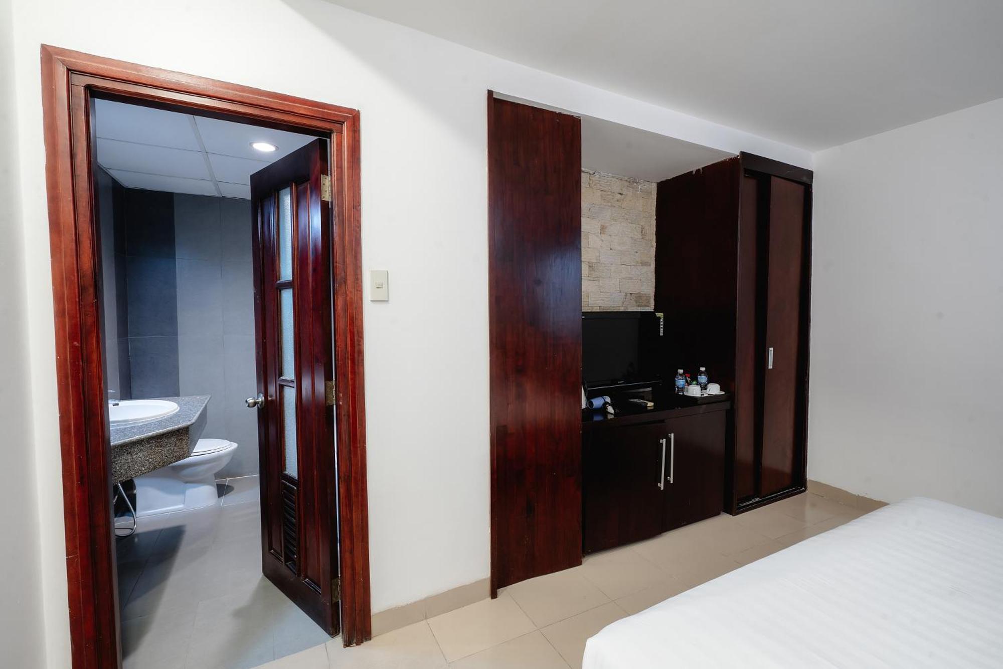 King Hotel ญาจาง ภายนอก รูปภาพ